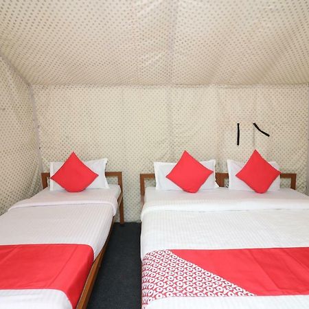 Oyo 23439 Tapovan Heights Camp & Resort Narendra Nagar Eksteriør billede