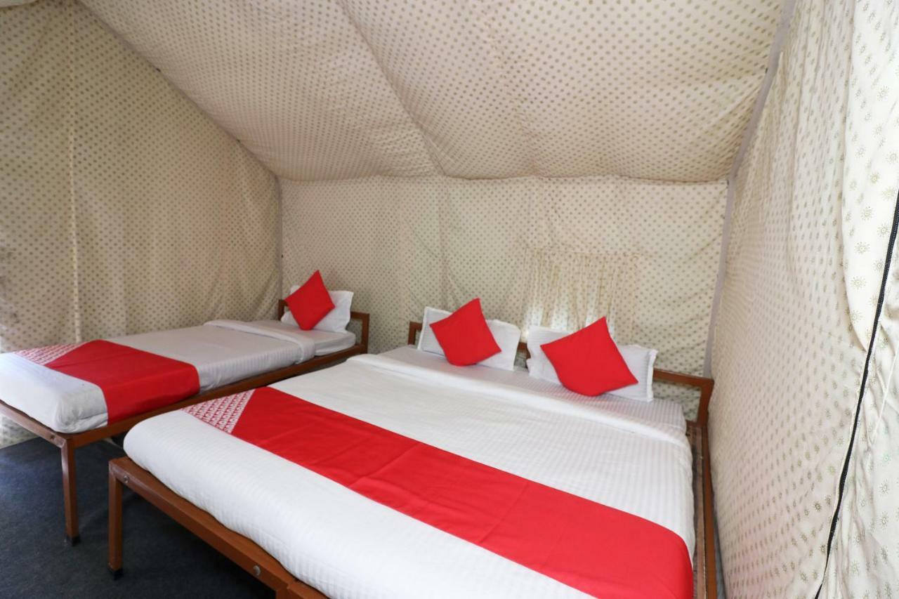 Oyo 23439 Tapovan Heights Camp & Resort Narendra Nagar Eksteriør billede