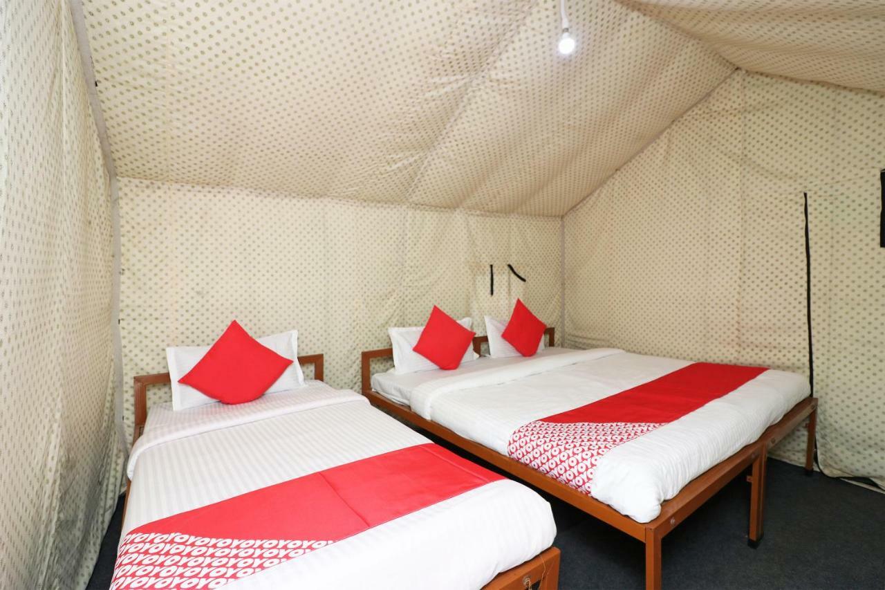 Oyo 23439 Tapovan Heights Camp & Resort Narendra Nagar Eksteriør billede