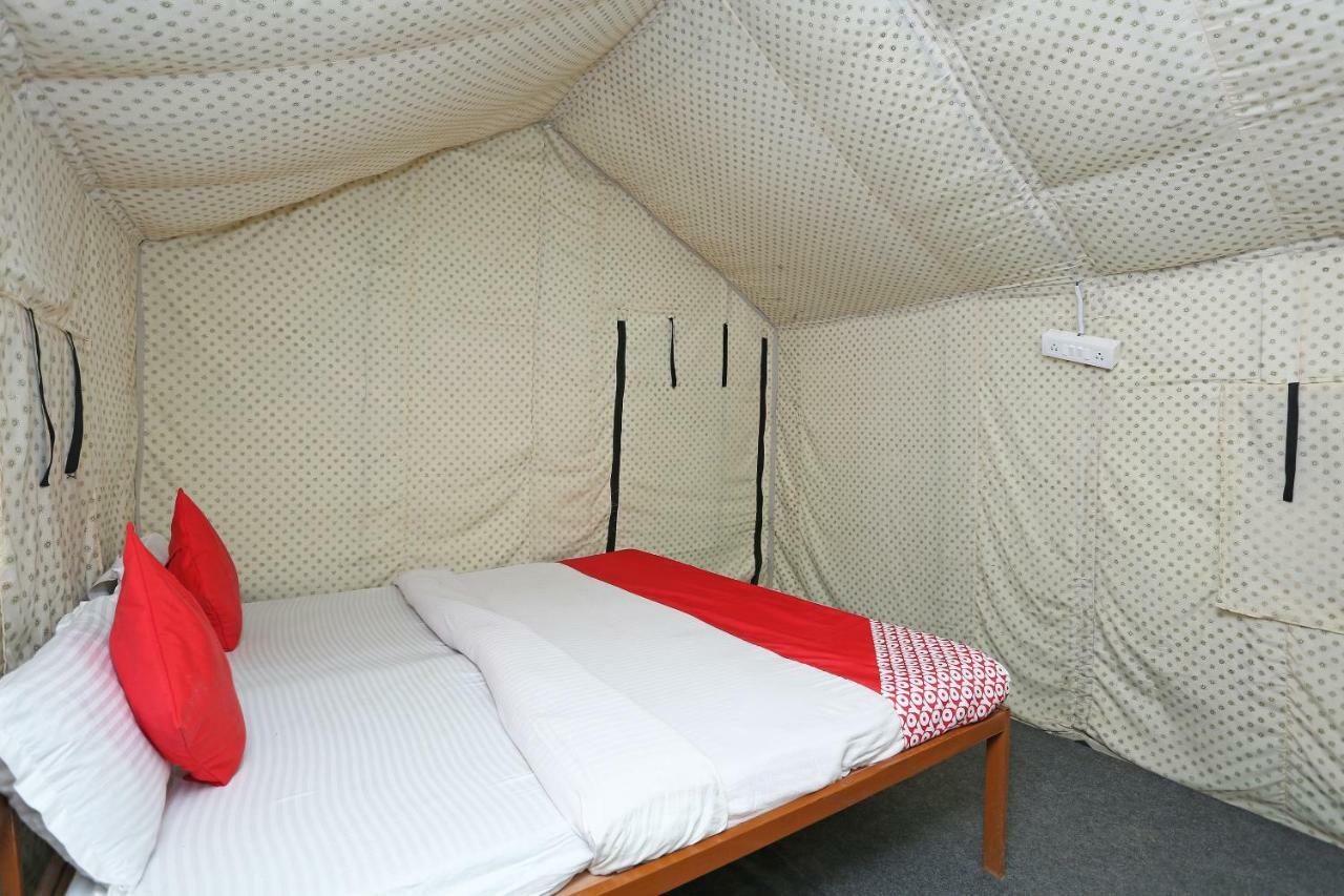 Oyo 23439 Tapovan Heights Camp & Resort Narendra Nagar Eksteriør billede